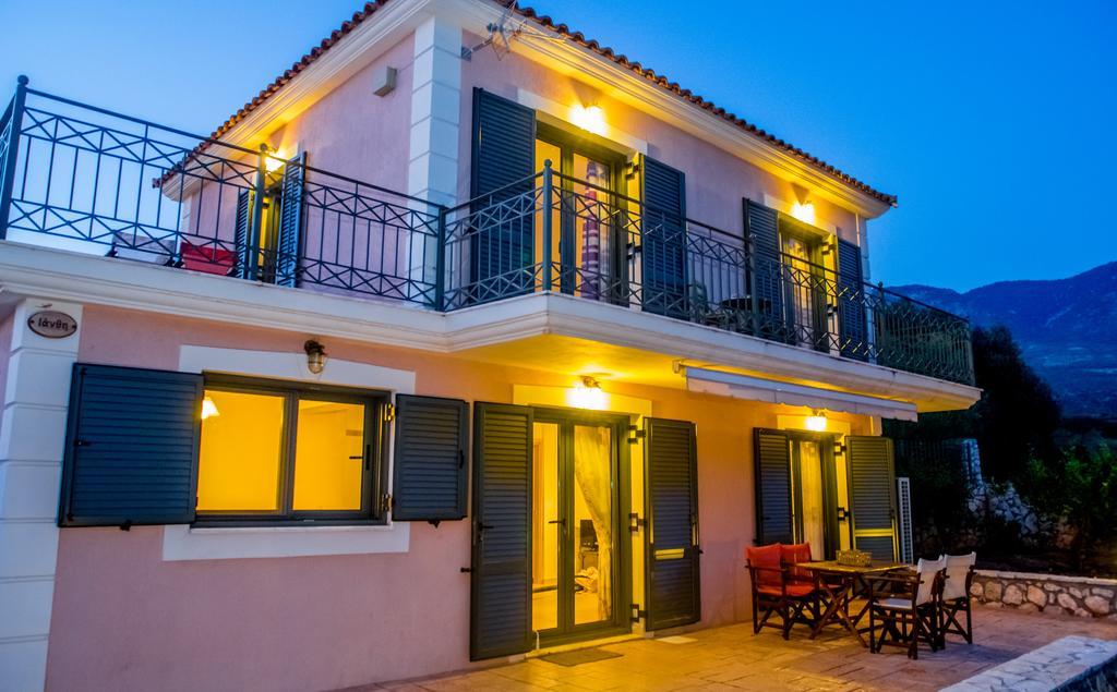 Korallis Villas Karavados Luaran gambar