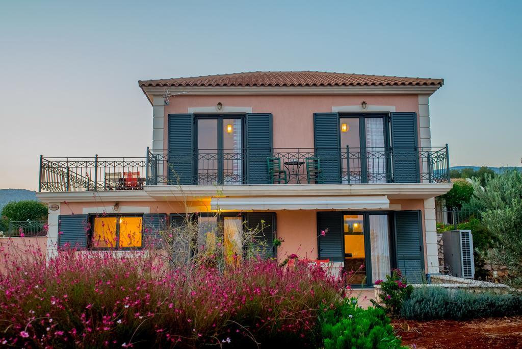 Korallis Villas Karavados Luaran gambar